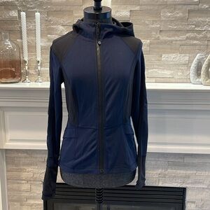 Lululemon Studio Surf Jacket Black / Inkwell Size 8